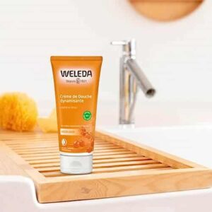 Weleda Hydrating Sea Buckthorn Body Wash, 6.8 Fluid Ounce, Gentle Plant Rich Cleanser with Sea Buckthorn and Sesame Oils - Image 4