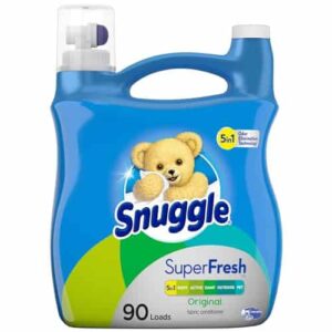 Snuggle Plus Super Fresh Liquid Fabric Softener with Odor Eliminating Technology, Original, 95 Fluid Ounces, 90 Loads - Image 1