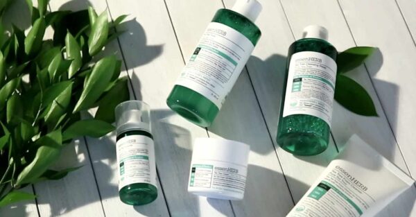 ESSENHERB TEA TREE FOAM CLEANSER, Creates a Creamy Foam that Soothes and Moisturizes, For All Skin Types Including Blemishes. (150ML) - Image 8