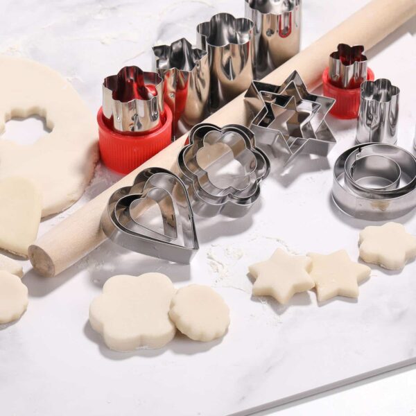 Oneleaf Stainless Steel Cutter Shapes Set,20pcs,Vegetable,Fruit,Mini Pie,Doughnut/Donut,Sandwich,Biscuits,Cookie Metal Easter Fun Cutter Model,For Bak - Image 6