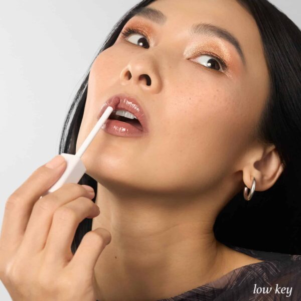 Julep So Plush Hydrating Lip Gloss - All the Feels - High-Shine Hydrating Lightweight Lip Color - Non-Sticky Formula - Vitamin E Soothes and Repairs L - Image 8