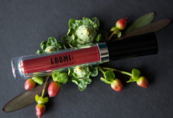 Aromi True Maroon Matte Liquid Lipstick | Dark Red Lip Color with Warm Undertones, Bordeaux Lipstick, Vegan, Cruelty-free, Long-wear, Waterproof (Rich - Image 3